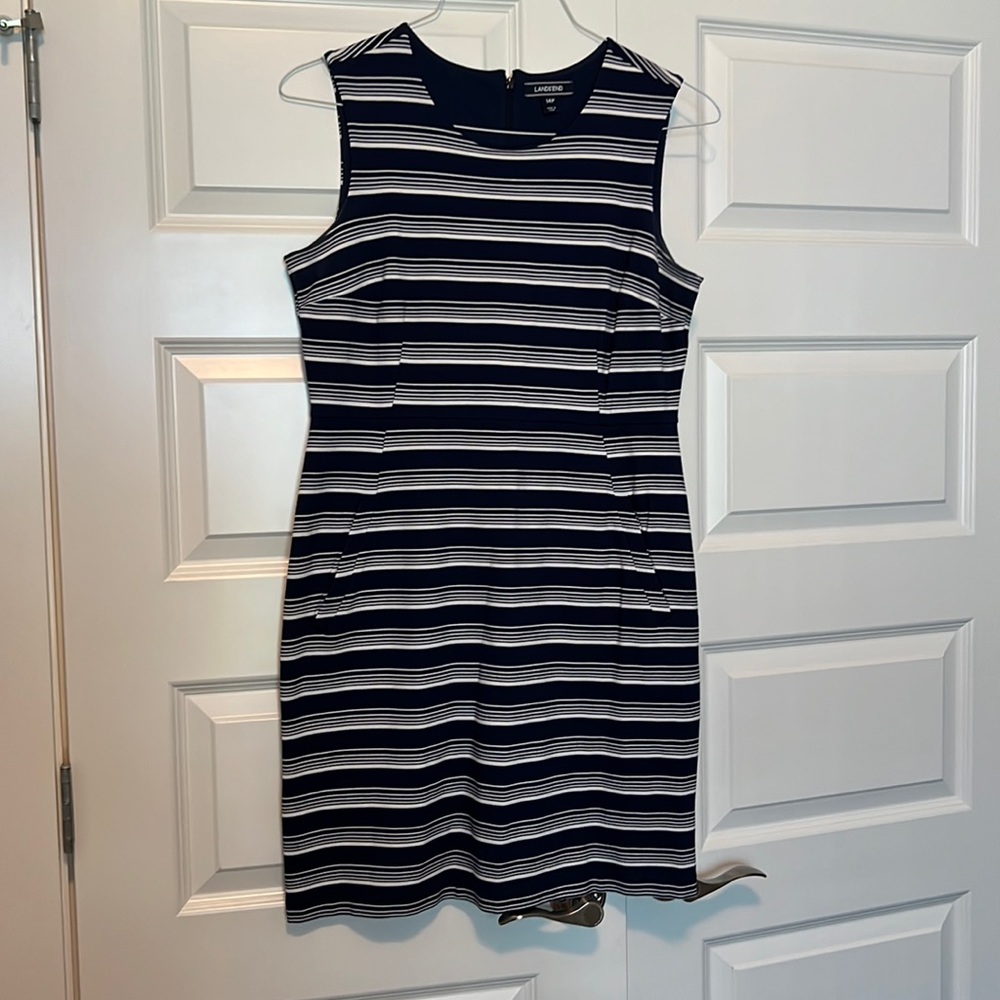 Lightweight, navy and white dress from Lands’ End. Perfect spring or fall dress.